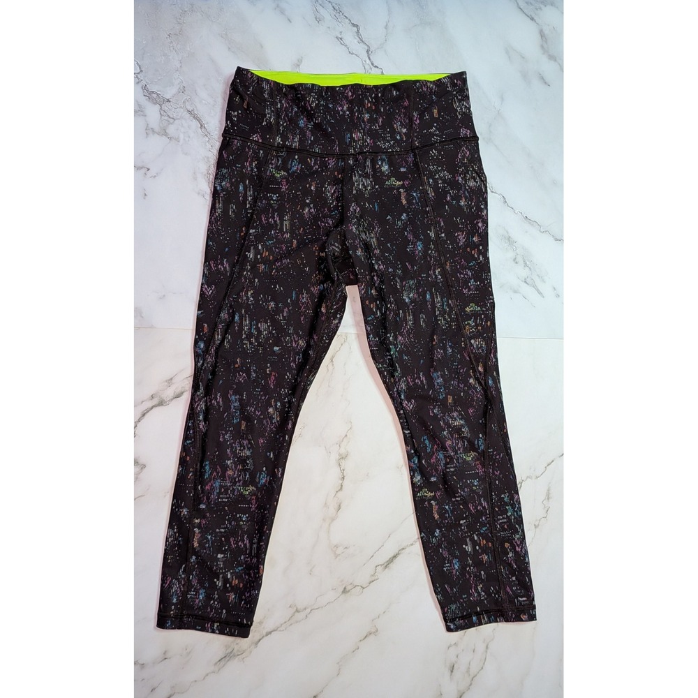 Athleta Lightning‎ City Lights Capri Leggings Small Black Multi Color Print Yoga